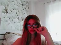 Я молодая вебкам актриса воплощает в реальность любые твои фантазии. За твои деньги смогу создать образ твоей любимой порноактрисы. Я студентка домохозяйка сделаю твою жизнь счастливее