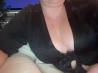 I am a sensual and irresistible woman who likes to dress in sexy lingerie. I