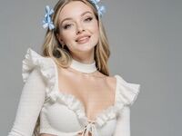 naked girl with webcam AdelinaKael