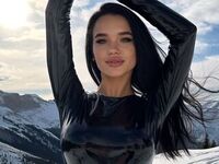 camslut showing tits CindyCall