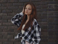 camwhore shaved pussy KaiKiening