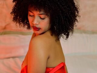 hot cam girl masturbating with sextoy LilitzRodriguez