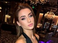 naked webcam girl masturbating Minnie