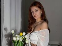 fingering girl cam VeronaGee