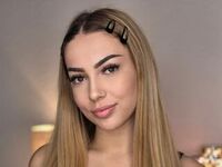 cam girl playing with vibrator ZaraPlaya