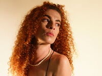 nude webcam BrynaSky