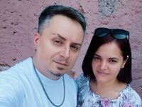 couple bedroom cam LaraMichael