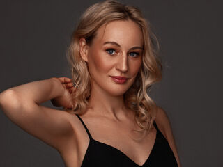 free live webcam picture AbeyAmaze