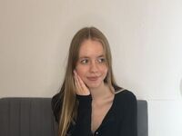 adult chat room AbigailLee
