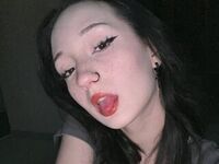 webcam live sex show AccaBelow