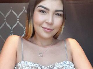 nude webcamgirl picture AlisonCaroline