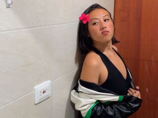 adult chat AndreaTapiero