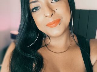 chat with cam AngiellyCinnamon