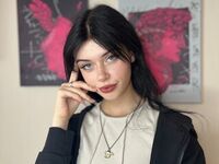 beautiful camgirl ArletteAtkins