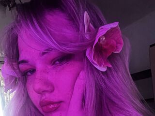 naked camgirl AshleaSenerchia