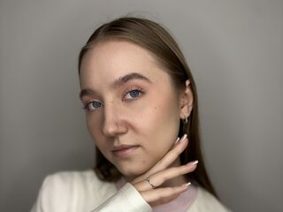 fingering camwhore AudreyHermet