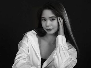 live free chat AyaNicole