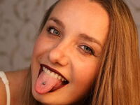 nude camgirl photo BelleCox