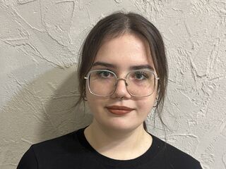 cam babe BettyWatkins