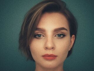 camwhore masturbating with dildo BjorkLight