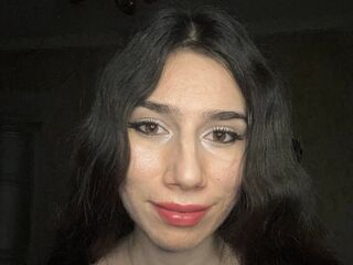 naked camgirl BritanySudderth