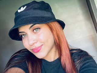 naked girl with webcam masturbating with dildo CandiePasion