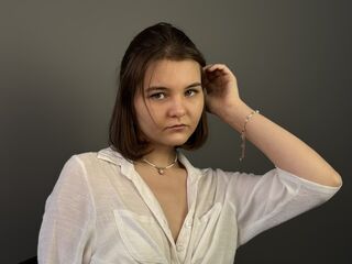 naked camgirl photo CaritaMattox