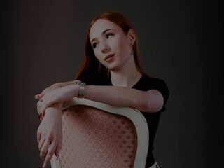 fingering cam whore CarleenZangari