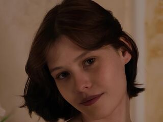 naughty camgirl fingering shaved pussy ChristopherReuth