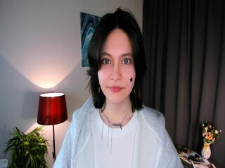 camslut fingering shaved pussy ChrisyBarker