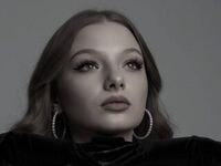 chat room webcam photo CreolaScheidler