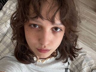 nude webcamgirl photo DeannDepsky