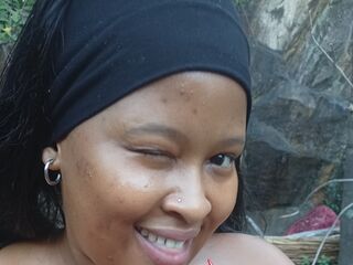 hot cam girl masturbating with dildo DoraPhillips