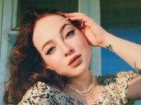 girl showing tits EarleneCorby