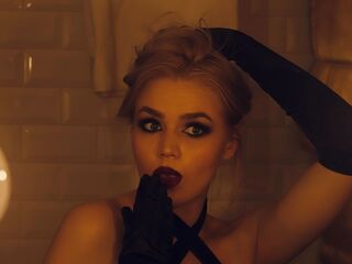 girl naked ElaineVeloz