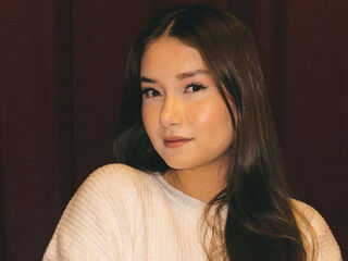 cam girl playing with dildo ElmiraBookard