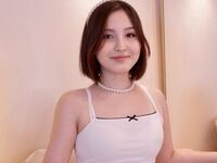 girl showing pussy EmmyCarters
