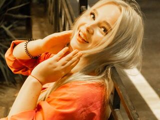 fingering webcam girl EstellaLugabihl