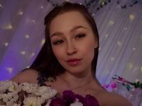 girl showing tits EvaEverett