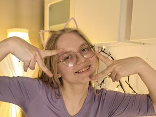 cam girl masturbating with sextoy FerneLangan