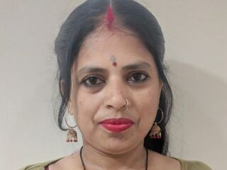 beautiful girl GotiLeah