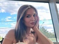 cam girl showing tits HayleyRinebold