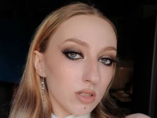 camslut fingering wet pussy HenriettaFare