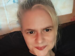 sex web cam chat room HotMakayla