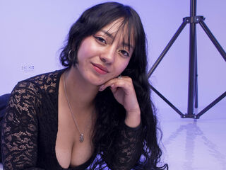 camslut video IsabellaBot