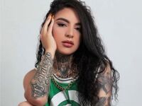 girl naked IvyInk