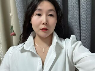 camwhore fingering shaved pussy JeanBolling