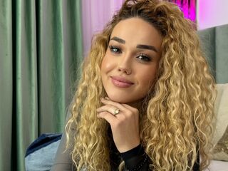 cam girl masturbating with dildo JessyJill