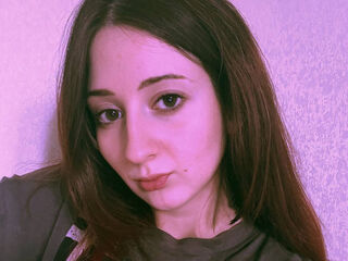 fingering webcam girl JuleEiden