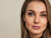 topless webcamgirl KaterineGrande